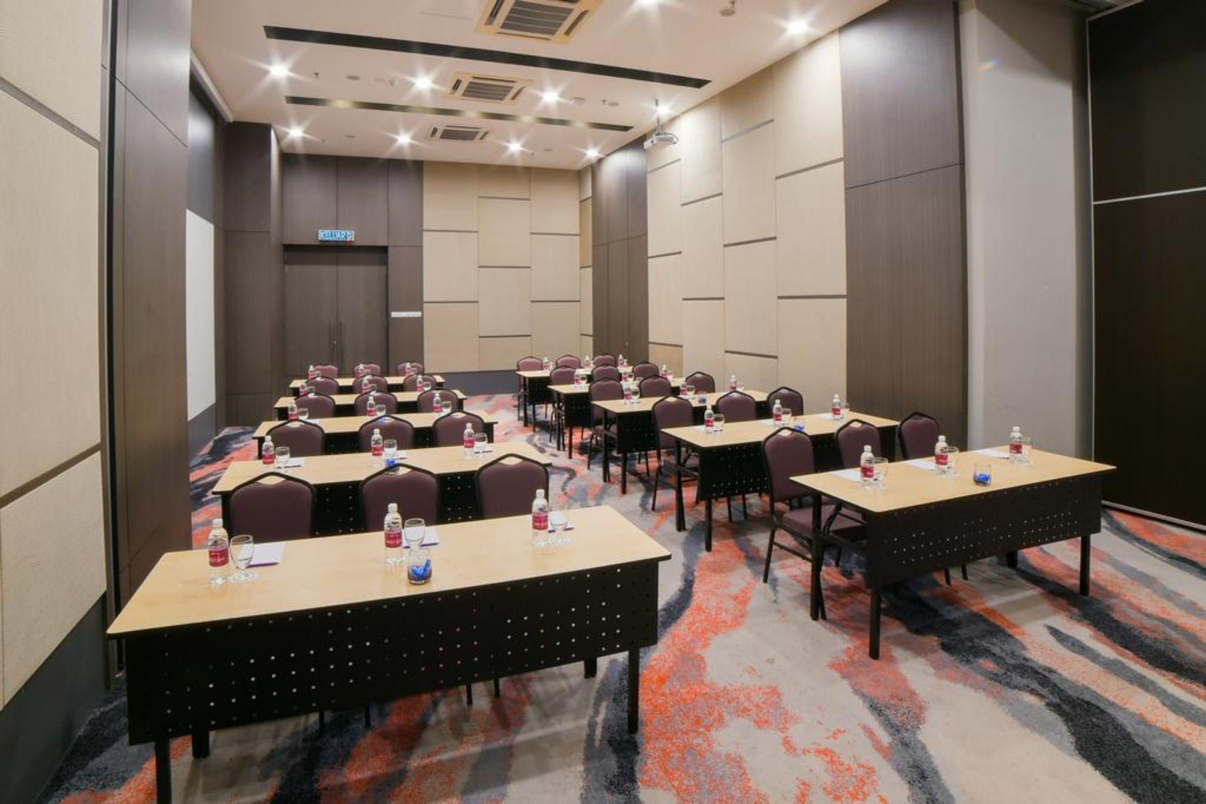 Mercure Selangor Selayang Cuevas de Batu Exterior foto