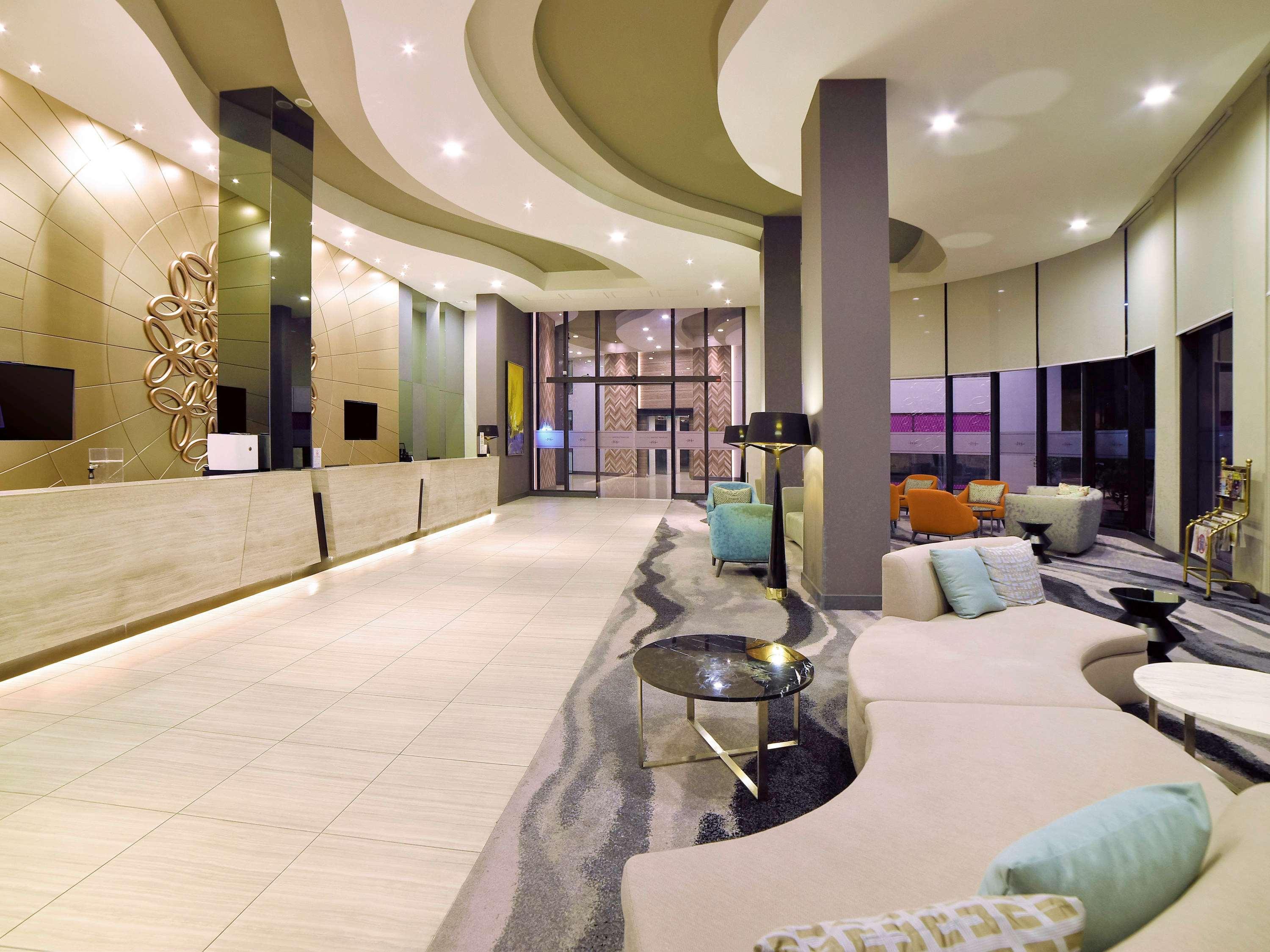 Mercure Selangor Selayang Cuevas de Batu Exterior foto