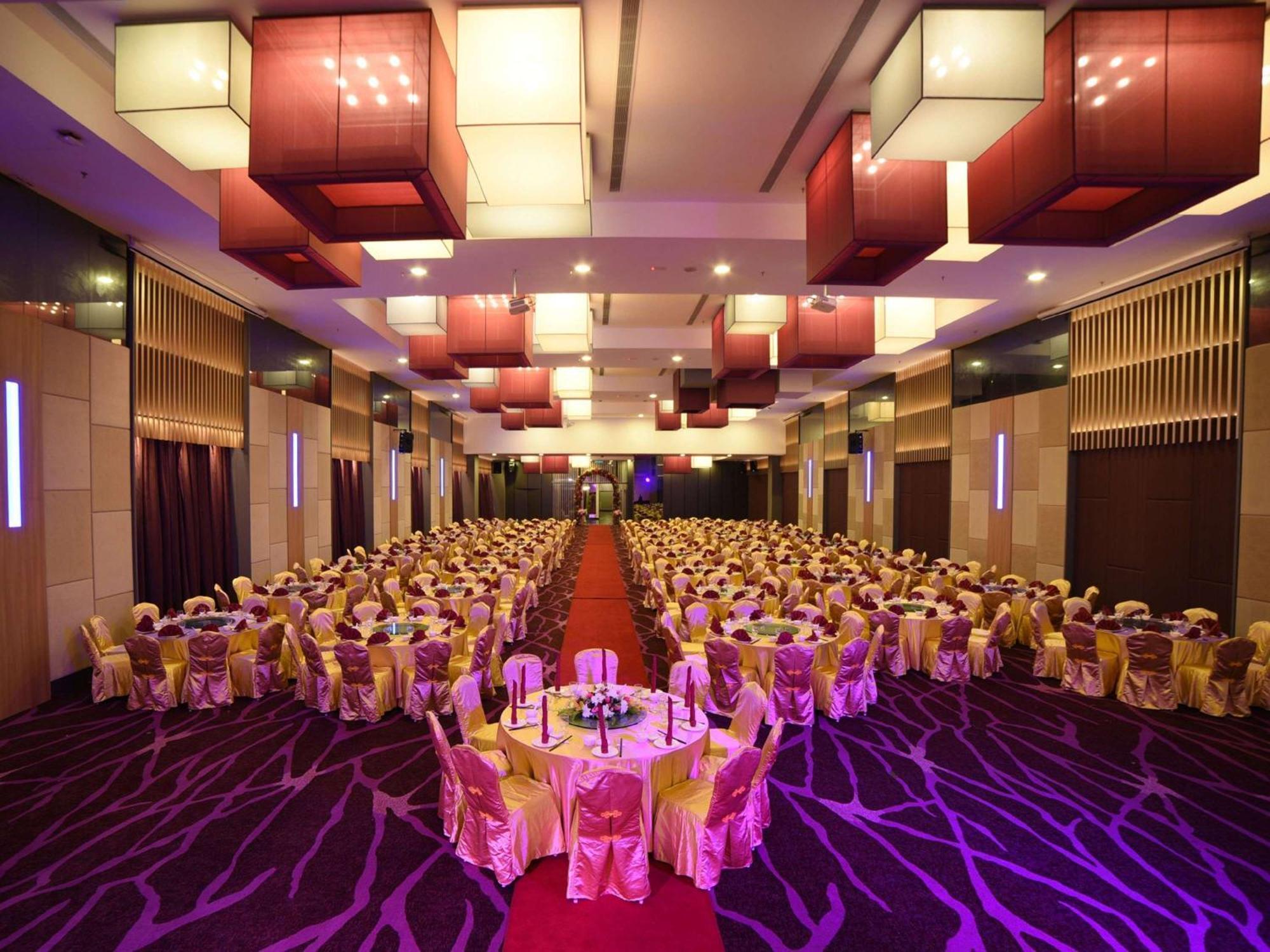 Mercure Selangor Selayang Cuevas de Batu Exterior foto