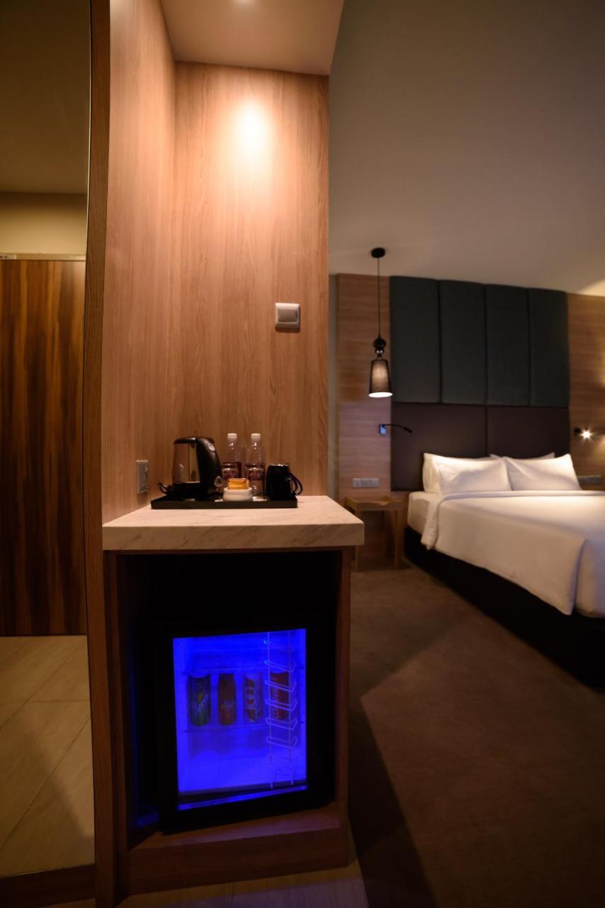 Mercure Selangor Selayang Cuevas de Batu Exterior foto